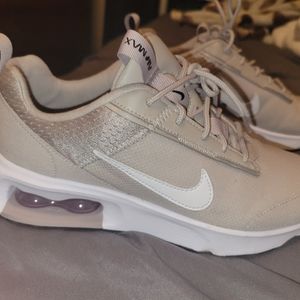 Women's AirMax Nikes